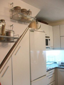 foto-mueble-cocina-bajo-escalera